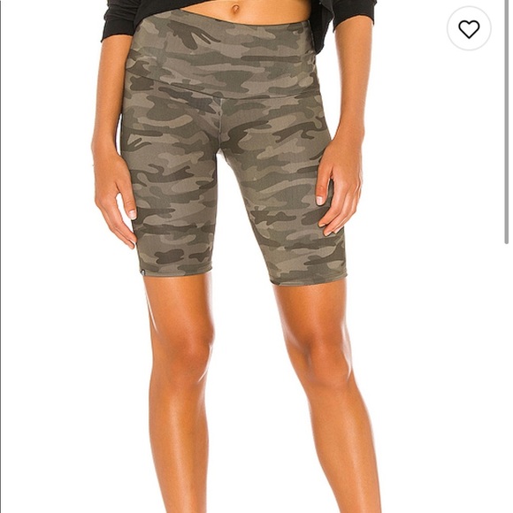 Onzie Pants - NEW Onzie high rise biker short moss camo XS